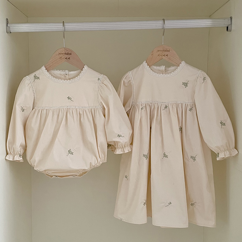 Vestido combinando família par - Baby Clothing Patterns avaliação e preço
